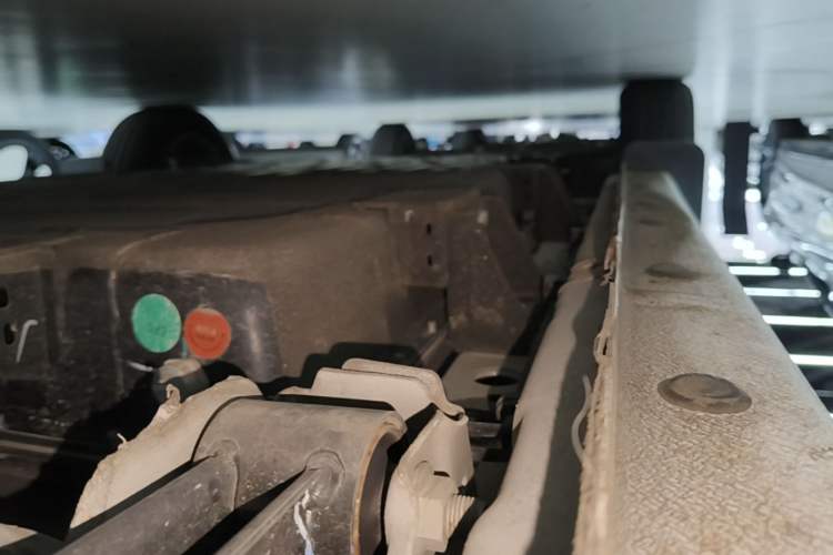 Used Geely Galaxy Panda 2024 Facelifted Panda Mini 200km Dragon Edition Left Side Sill