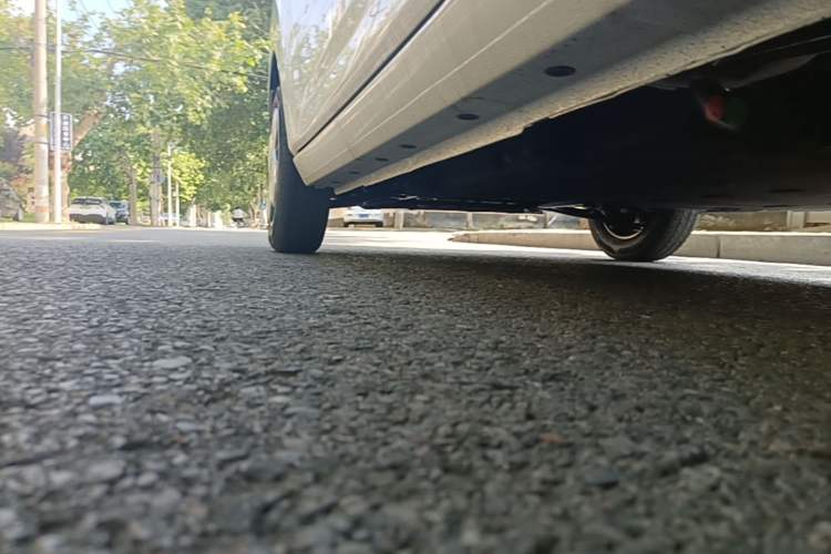 Used Geely Galaxy Panda 2024 Panda Mini 200km Endurance Bear Left Side Sill