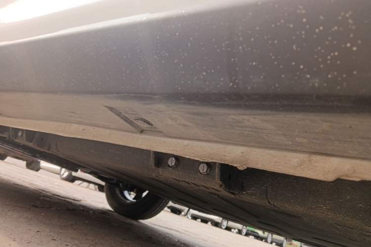 Used Geely Galaxy Panda 2024 200km Panda Rider Left Side Sill
