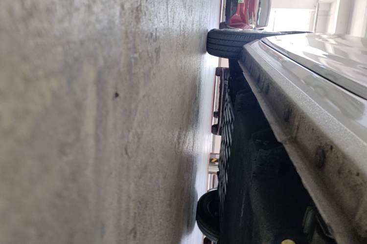 Used Geely Galaxy Panda 2024 Panda Mini 200km Endurance Bear Left Side Sill