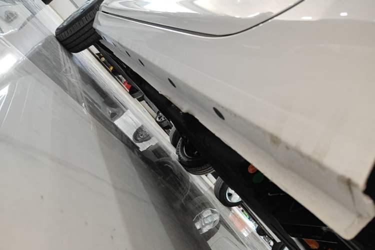 Used Geely Galaxy Panda 2024 Panda Mini 200km Endurance Bear Left Side Sill
