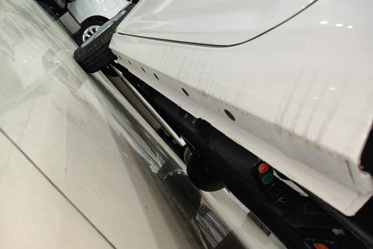 Used Geely Galaxy Panda 2024 Panda Mini 200km Endurance Bear Left Side Sill