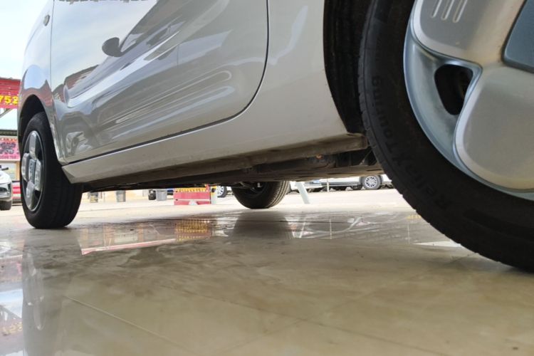Used Geely Galaxy Panda 2024 Panda Mini 200km Endurance Bear Left Side Sill
