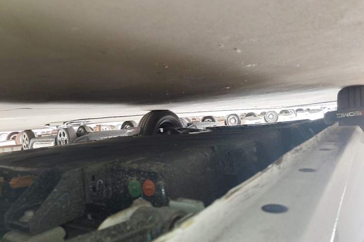 Used Geely Galaxy Panda 2024 Panda Mini 200km Endurance Bear Left Side Sill