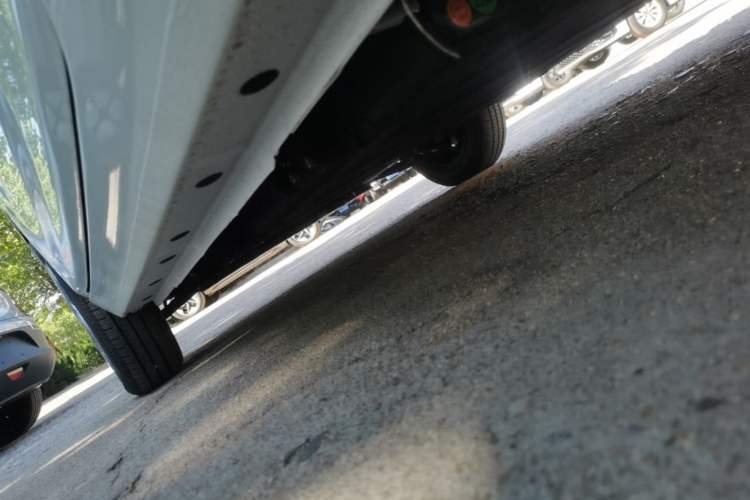 Used Geely Galaxy Panda 2024 Panda Mini 200km Endurance Bear Left Side Sill