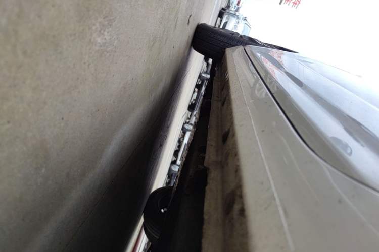 Used Geely Galaxy Panda 2024 Panda Mini 200km Endurance Bear Left Side Sill
