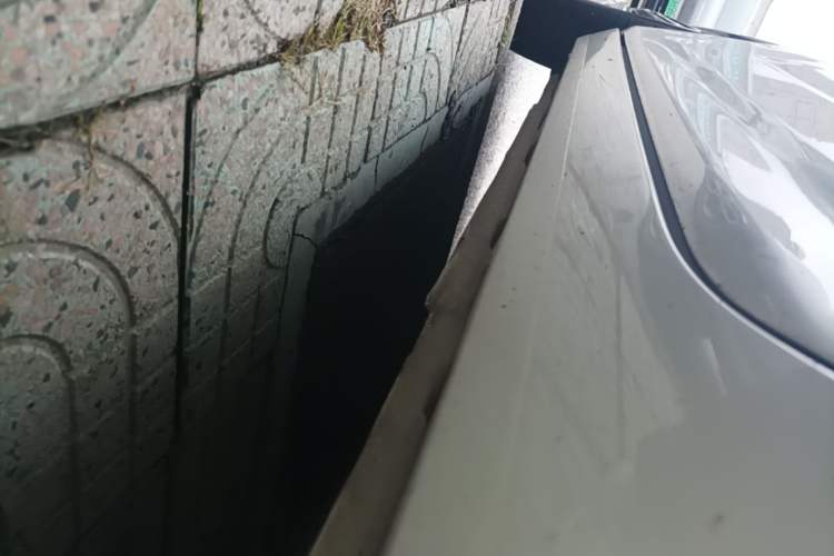 Used Geely Galaxy Panda 2024 Panda Mini 200km Endurance Bear Left Side Sill