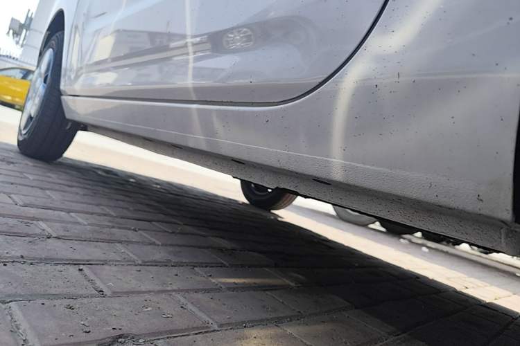 Used Geely Galaxy Panda 2024 Panda Mini 200km Endurance Bear Left Side Sill