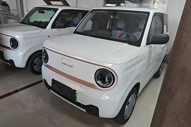 Used Geely Galaxy Panda 2024 Panda Mini 200km Endurance Bear