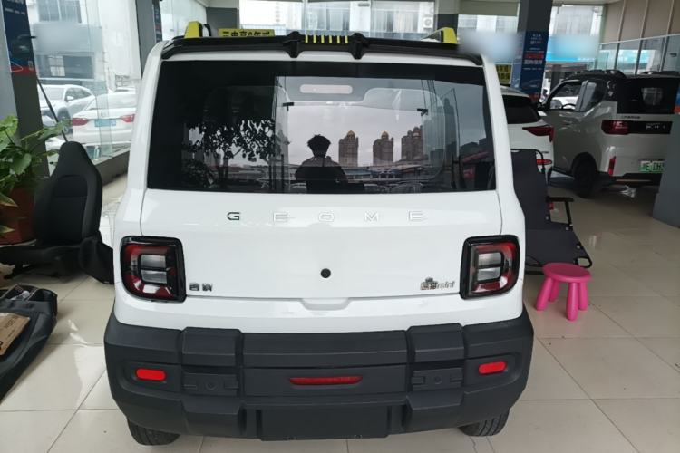 Used Geely Galaxy Panda 2024 200km Panda Rider Rear