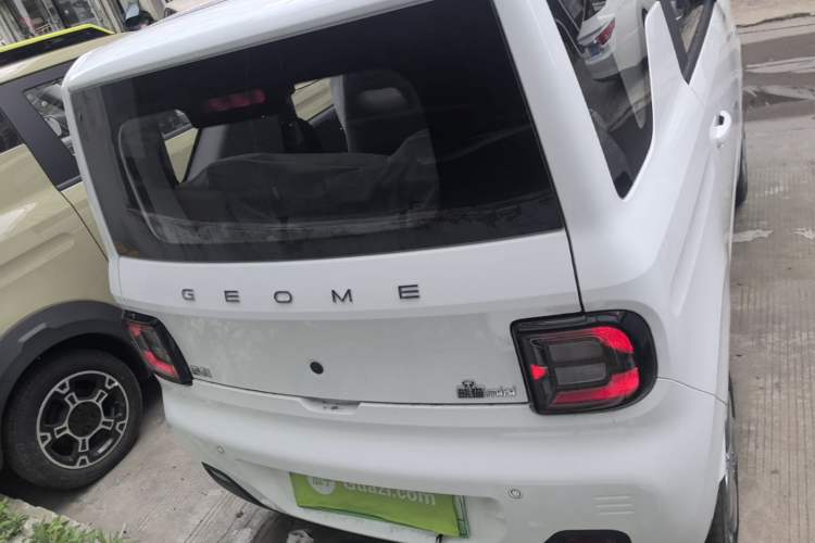 Used Geely Galaxy Panda 2024 Panda Mini 200km Endurance Bear Rear