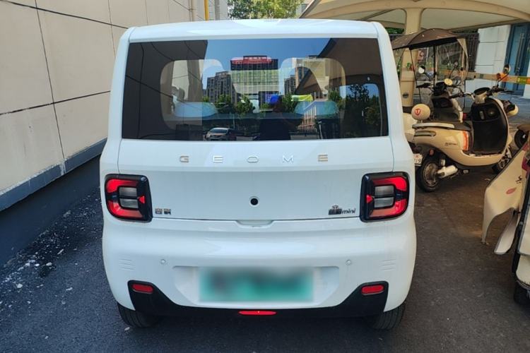 Used Geely Galaxy Panda 2024 Panda Mini 200km Endurance Bear Rear