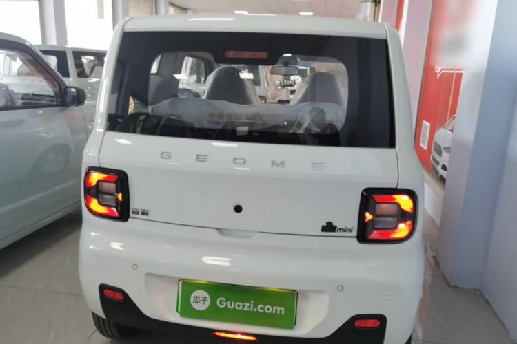 Used Geely Galaxy Panda 2024 Panda Mini 200km Endurance Bear Rear