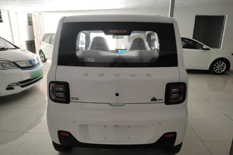 Used Geely Galaxy Panda 2024 Panda Mini 200km Endurance Bear Rear