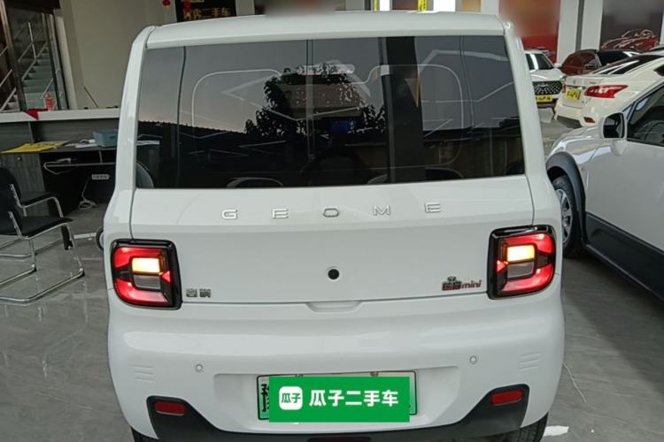 Used Geely Galaxy Panda 2024 Panda Mini 200km Endurance Bear Rear