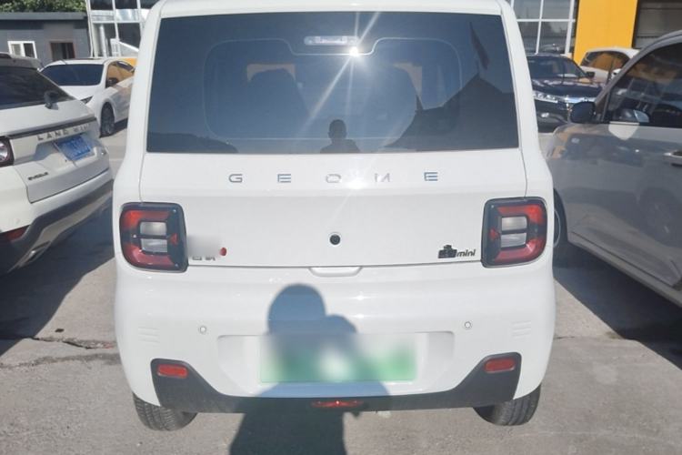 Used Geely Galaxy Panda 2024 Panda Mini 200km Endurance Bear Rear
