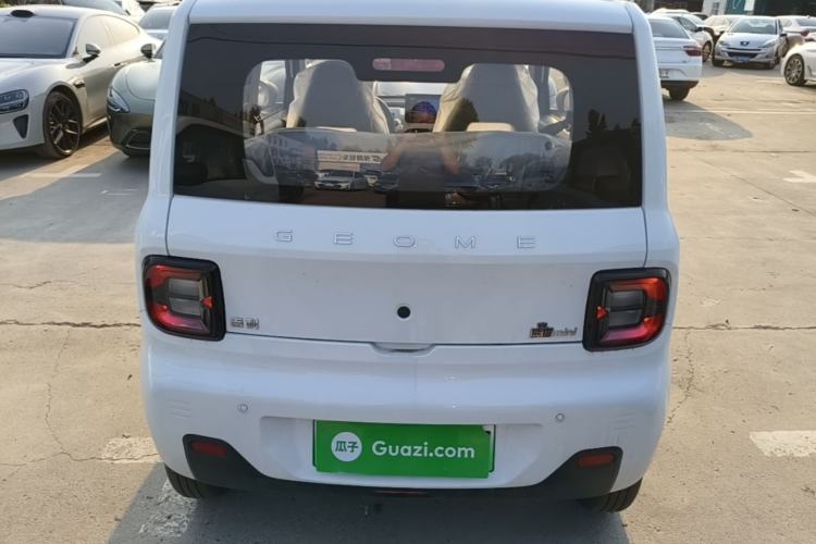 Used Geely Galaxy Panda 2024 Panda Mini 200km Endurance Bear Rear