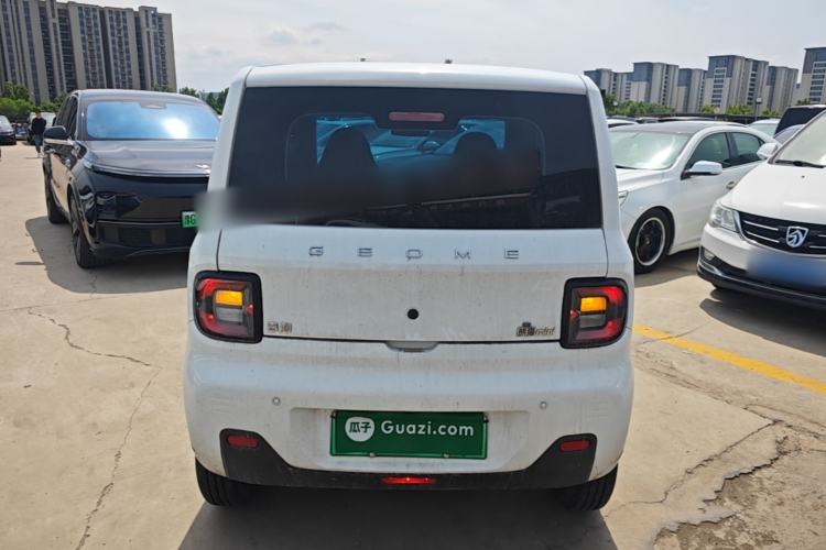 Used Geely Galaxy Panda 2024 Panda Mini 200km Endurance Bear Rear