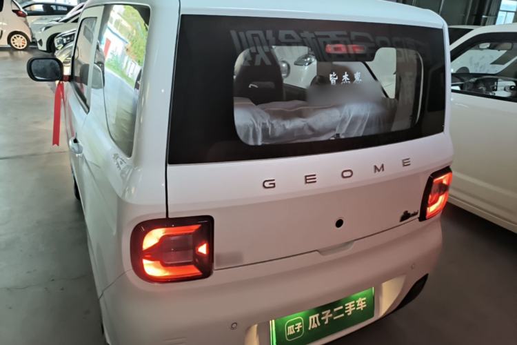 Used Geely Galaxy Panda 2024 Panda Mini 200km Endurance Bear Rear
