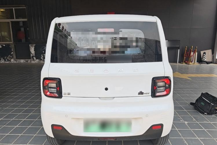 Used Geely Galaxy Panda 2024 Panda Mini 200km Endurance Bear Rear