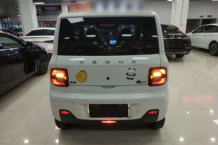 Used Geely Galaxy Panda 2024 Panda Mini 200km Endurance Bear Rear