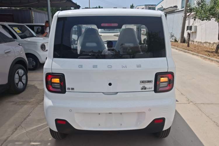 Used Geely Galaxy Panda 2024 Panda Mini 200km Endurance Bear Rear