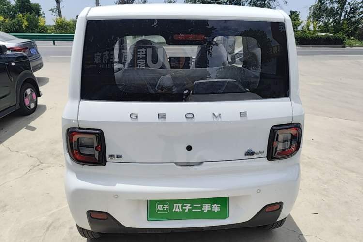Used Geely Galaxy Panda 2024 Panda Mini 200km Endurance Bear Rear
