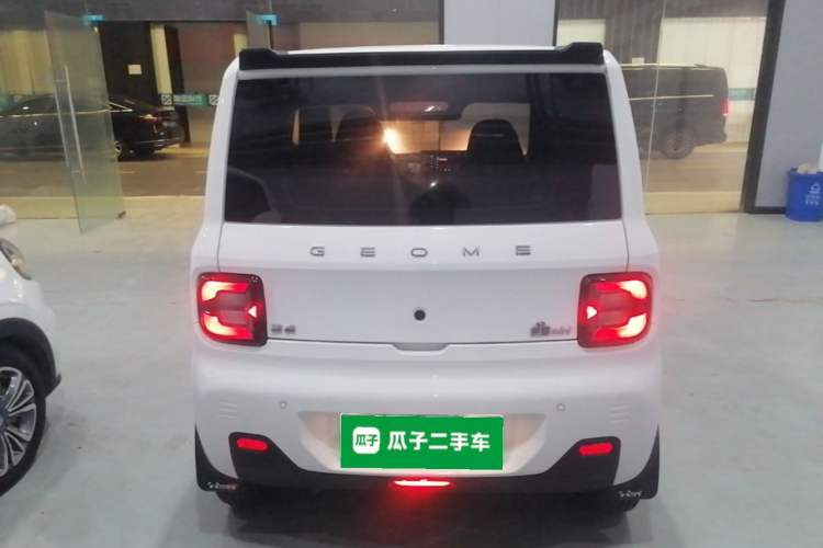 Used Geely Galaxy Panda 2024 Panda Mini 200km Endurance Bear Rear