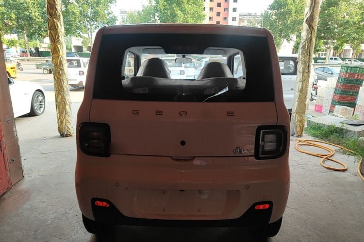 Used Geely Galaxy Panda 2024 Panda Mini 200km Endurance Bear Rear
