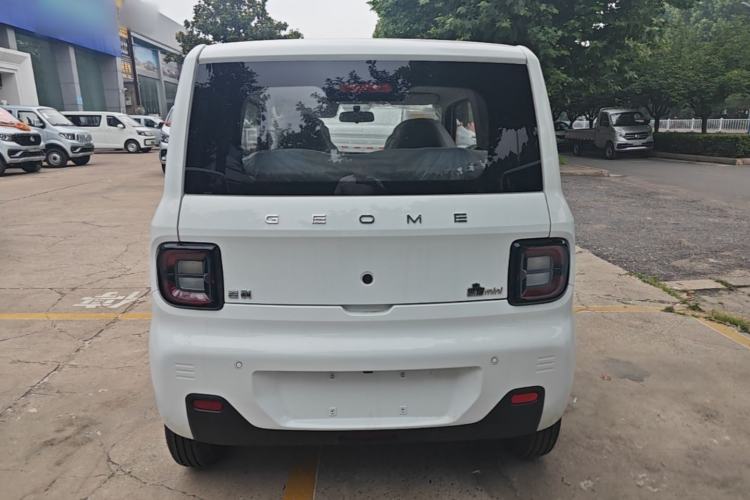 Used Geely Galaxy Panda 2024 Panda Mini 200km Endurance Bear Rear