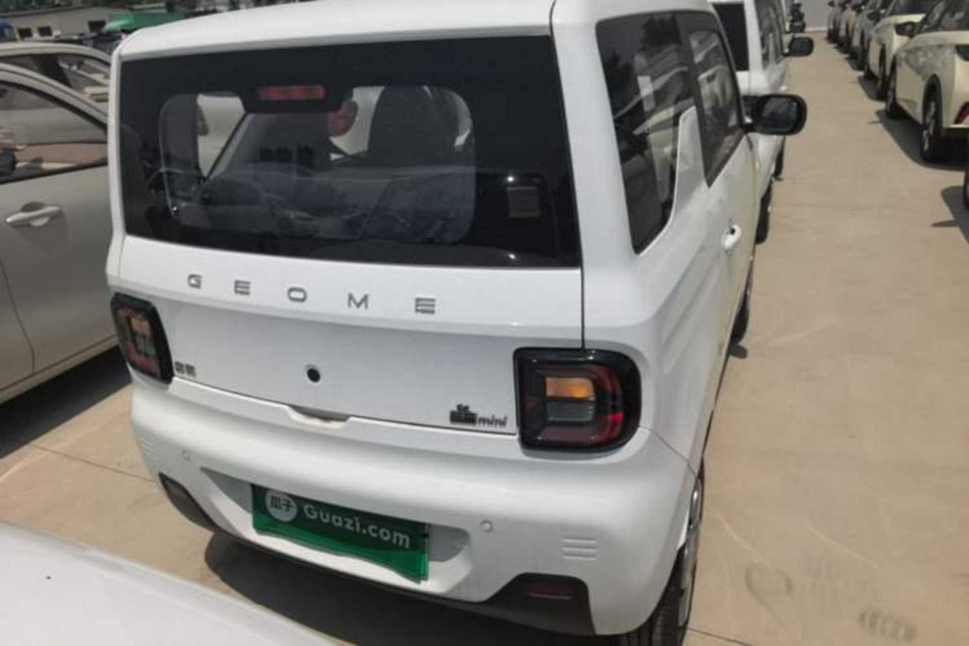 Used Geely Galaxy Panda 2024 Panda Mini 200km Endurance Bear Rear