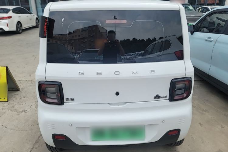 Used Geely Galaxy Panda 2024 Panda Mini 200km Endurance Bear Rear