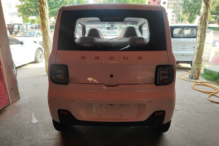 Used Geely Galaxy Panda 2024 Panda Mini 200km Endurance Bear Rear