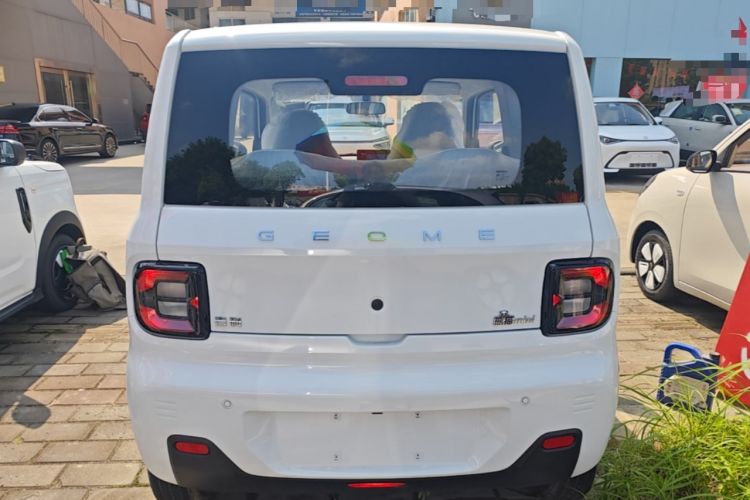 Used Geely Galaxy Panda 2024 Panda Mini 200km Endurance Bear Rear