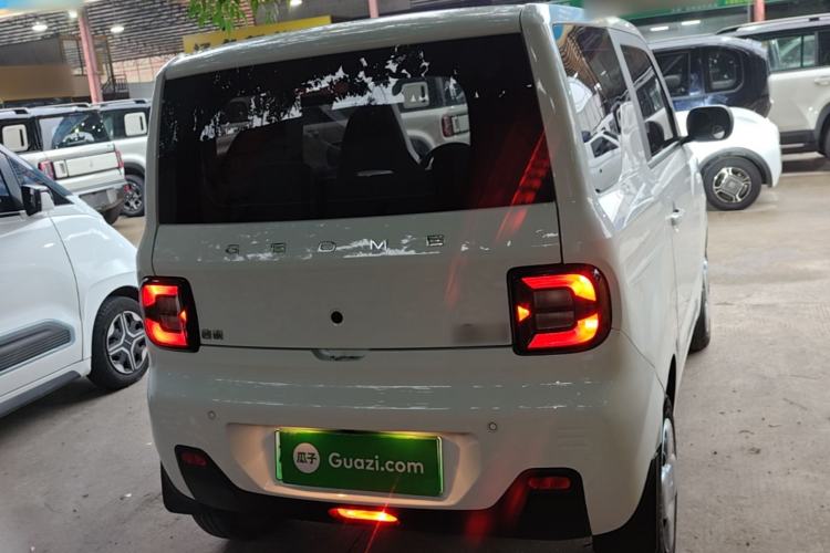 Used Geely Galaxy Panda 2024 Panda Mini 200km Endurance Bear Rear