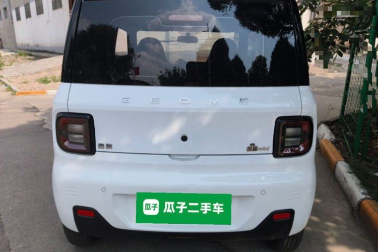Used Geely Galaxy Panda 2024 Panda Mini 200km Endurance Bear Rear