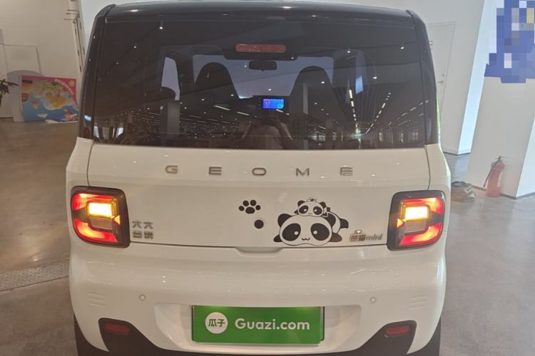 Used Geely Galaxy Panda 2024 Panda Mini 200km Endurance Bear Rear