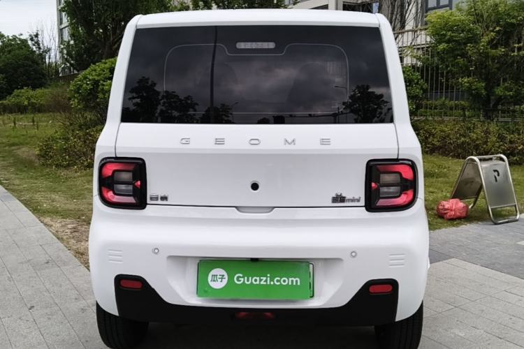 Used Geely Galaxy Panda 2024 Panda Mini 200km Endurance Bear Rear