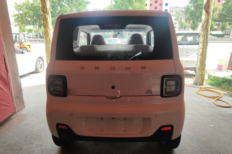 Used Geely Galaxy Panda 2024 Panda Mini 200km Endurance Bear Rear