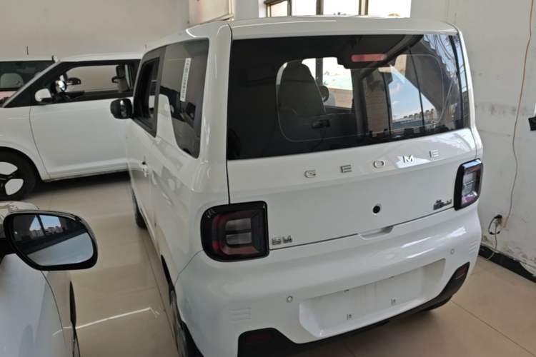Used Geely Galaxy Panda 2024 Panda Mini 200km Endurance Bear Rear Left 45 Deg