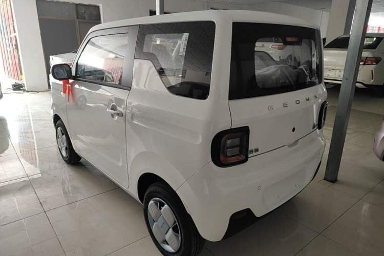 Used Geely Galaxy Panda 2024 Panda Mini 200km Endurance Bear Rear Left 45 Deg