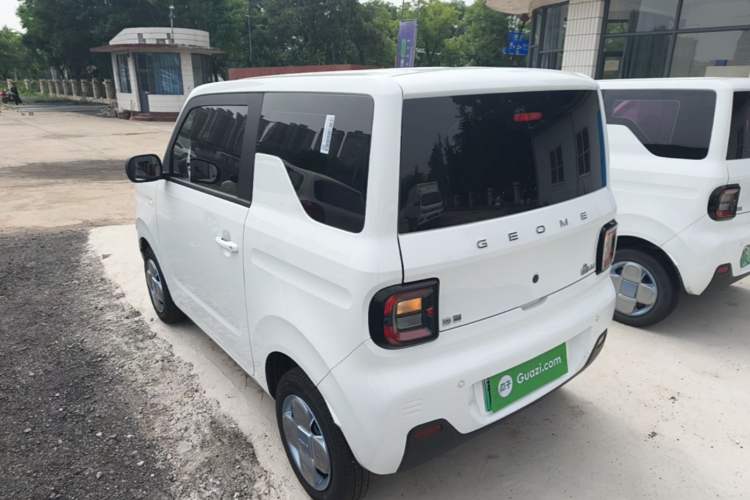 Used Geely Galaxy Panda 2024 Panda Mini 200km Endurance Bear Rear Left 45 Deg