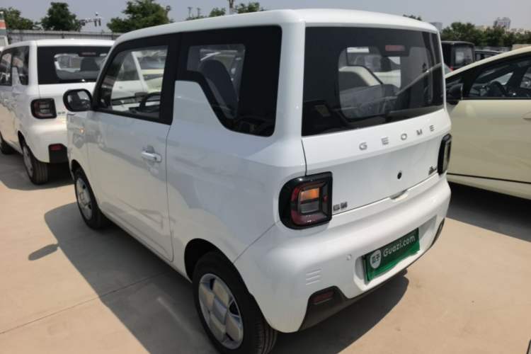 Used Geely Galaxy Panda 2024 Panda Mini 200km Endurance Bear Rear Left 45 Deg