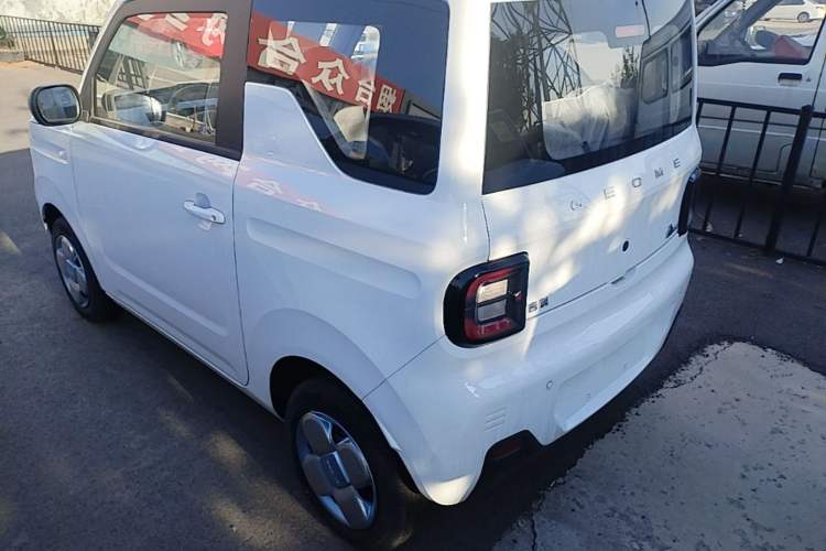 Used Geely Galaxy Panda 2024 Panda Mini 200km Endurance Bear Rear Left 45 Deg
