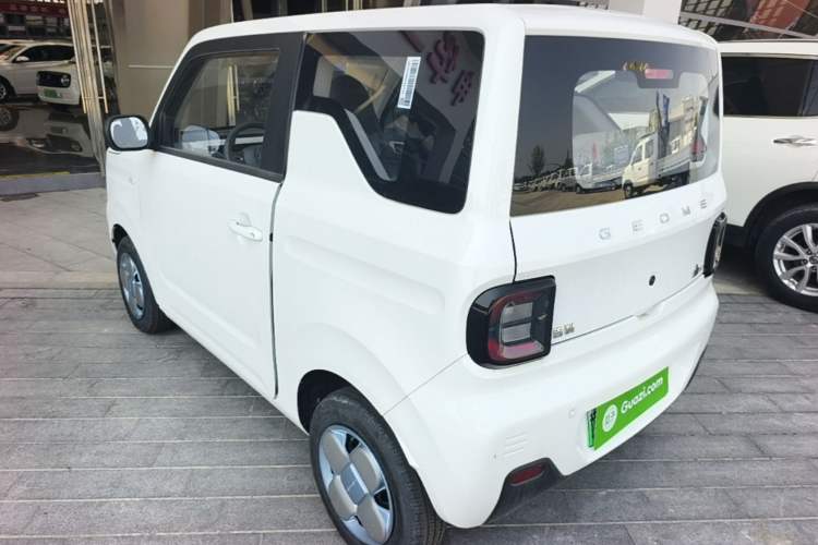 Used Geely Galaxy Panda 2024 Panda Mini 200km Endurance Bear Rear Left 45 Deg