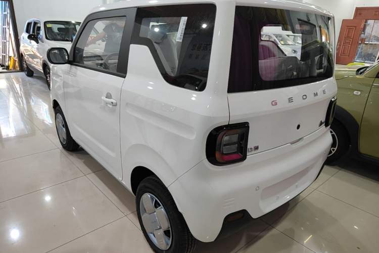 Used Geely Galaxy Panda 2024 Panda Mini 200km Endurance Bear Rear Left 45 Deg