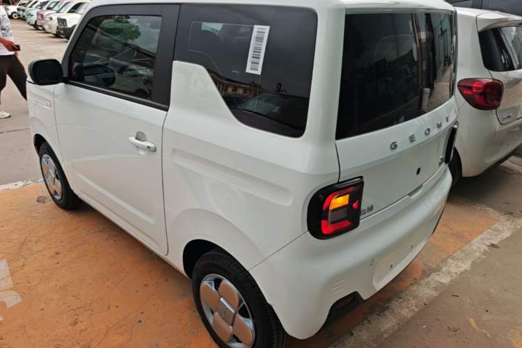 Used Geely Galaxy Panda 2024 Panda Mini 200km Endurance Bear Rear Left 45 Deg