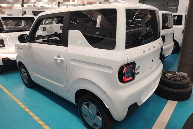 Used Geely Galaxy Panda 2024 Panda Mini 200km Endurance Bear Rear Left 45 Deg