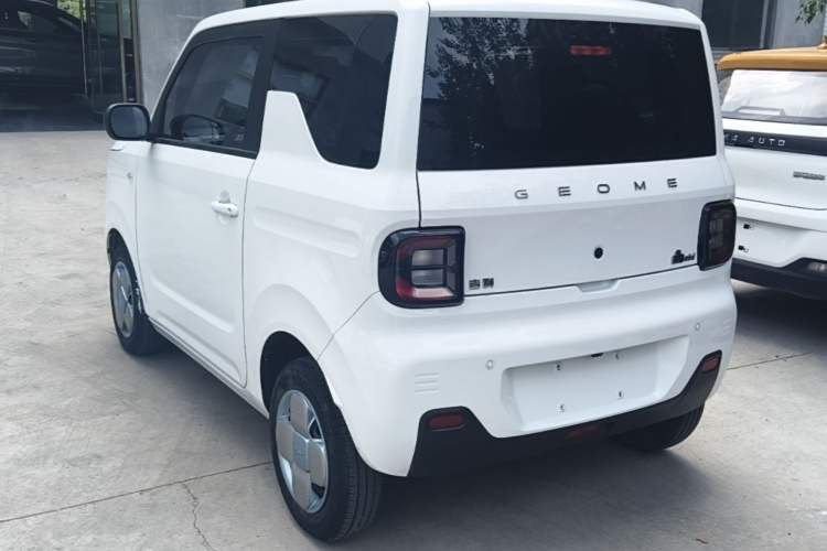 Used Geely Galaxy Panda 2024 Panda Mini 200km Endurance Bear Rear Left 45 Deg