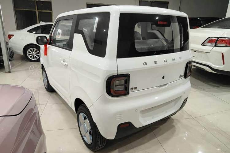 Used Geely Galaxy Panda 2024 Panda Mini 200km Endurance Bear Rear Left 45 Deg